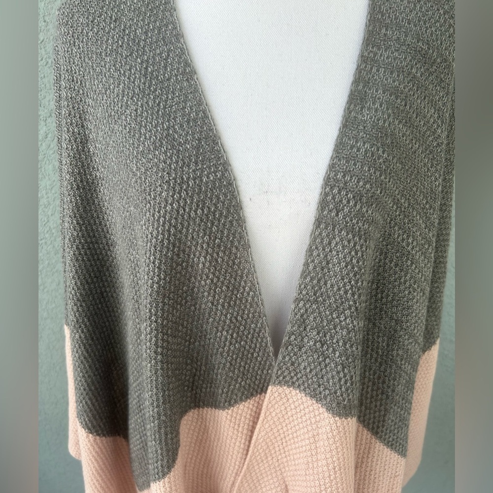 Steve Madden Knit Wrap Shawl One Size Cozy Fall - Picture 3 of 5